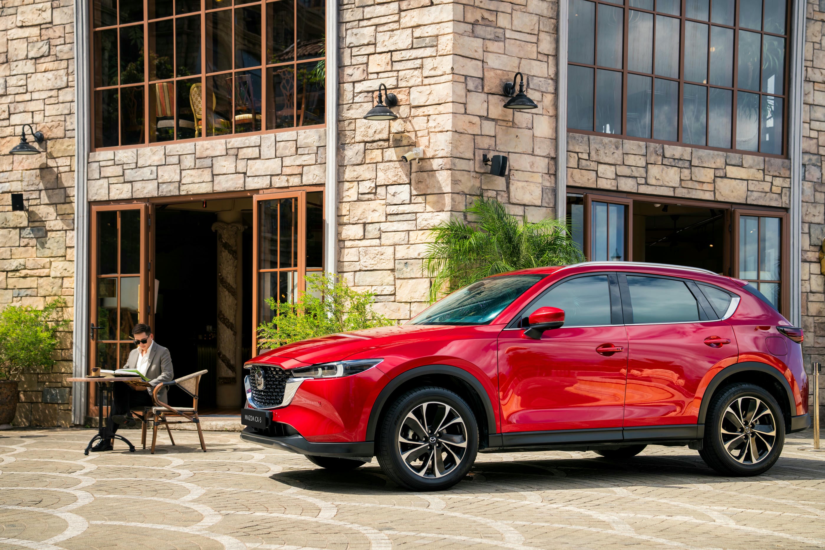 3nhieu-chuong-trinh-uu-dai-danh-cho-cac-dong-xe-mazda-trong-thang-52025-5.jpg